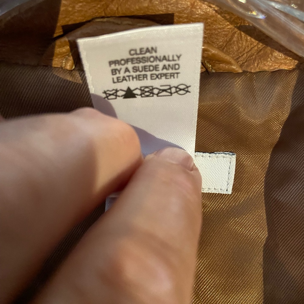 liz & co. Women's Tan Leather Button-Front Jacket - Picture 4 of 11